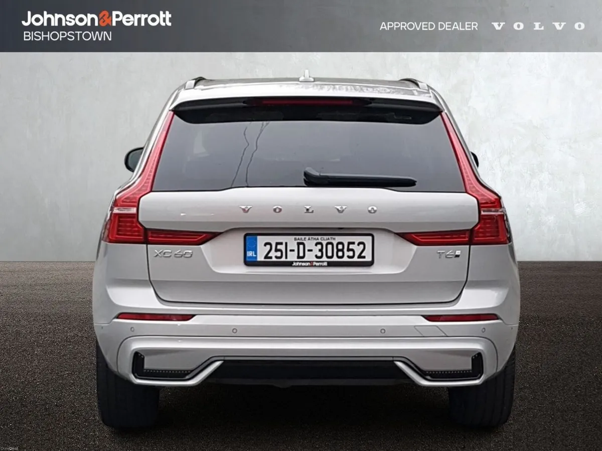 Volvo XC60 T6 350bhp AWD PHEV Plus Dark (Volvo Sel - Image 6
