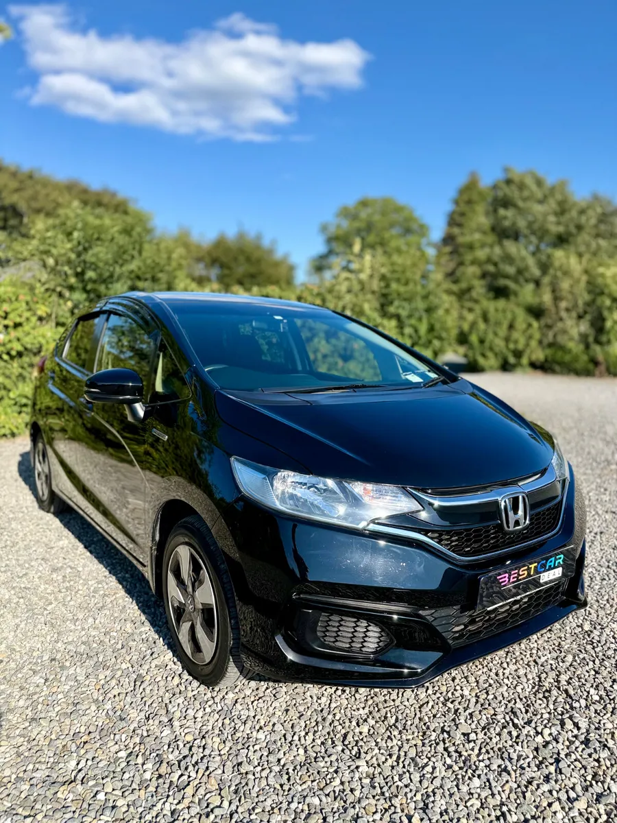 2018 Honda Fit 1.5 Hybrid Automatic - Image 2