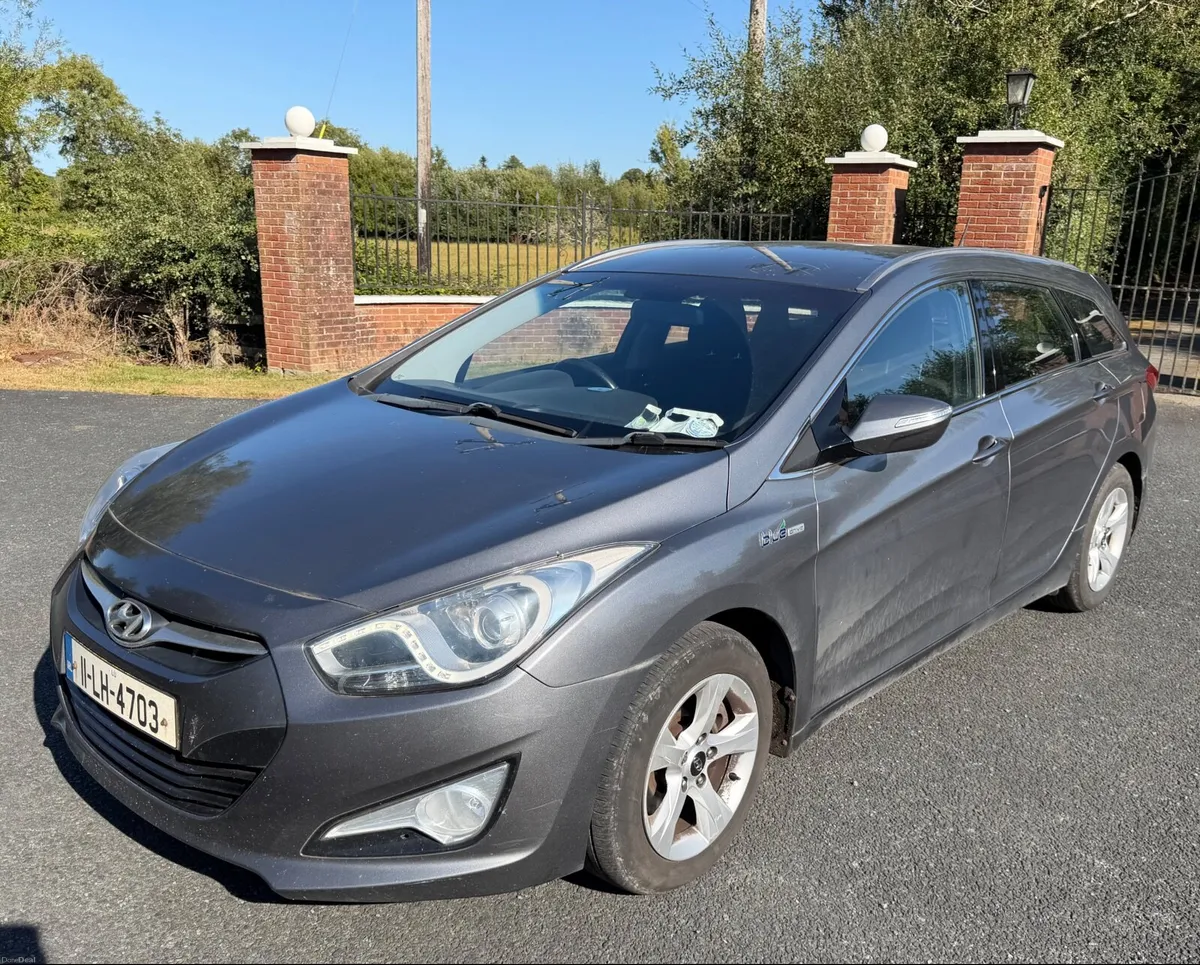 Hyundai i40 Estate - Image 4