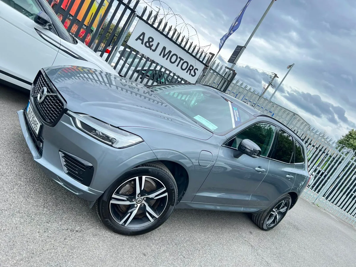 2021 Volvo XC60 2.0 Hybrid R Design - Image 2