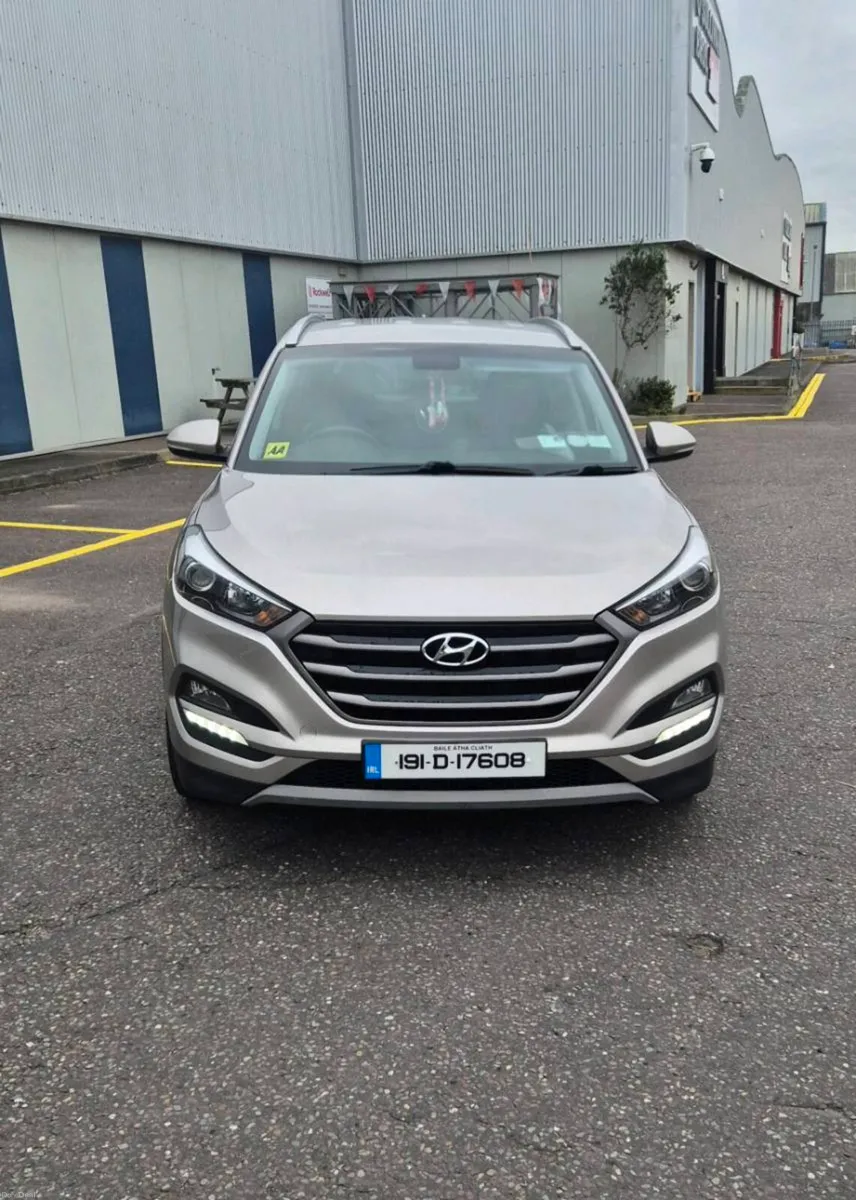 2019 Hyundai Tuscon - Image 3