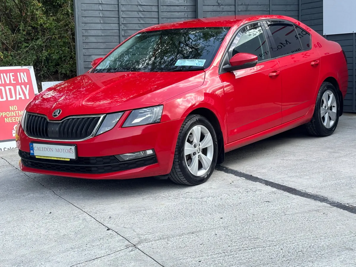 SKODA OCTAVIA- NCT-LOW KM - Image 2