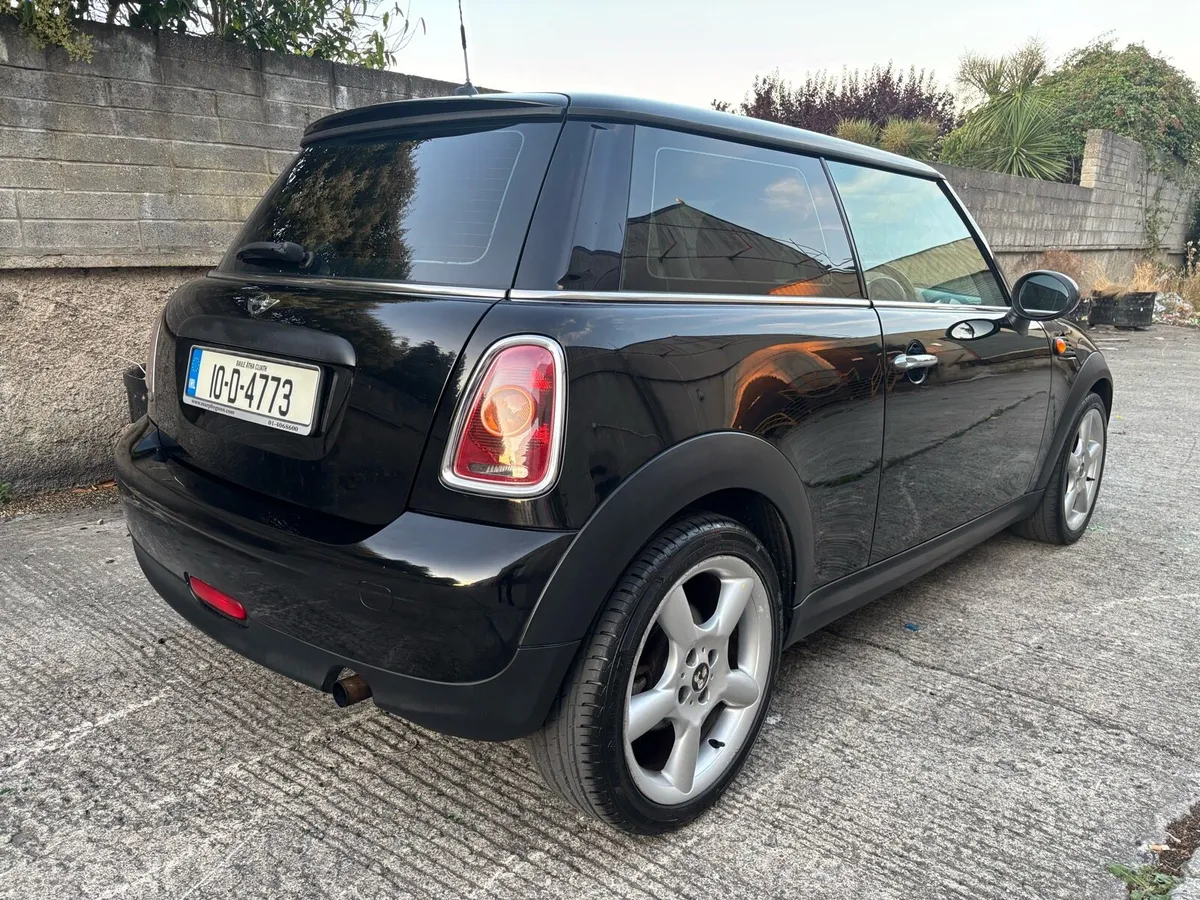 Mini 2010 low mileage - Image 5