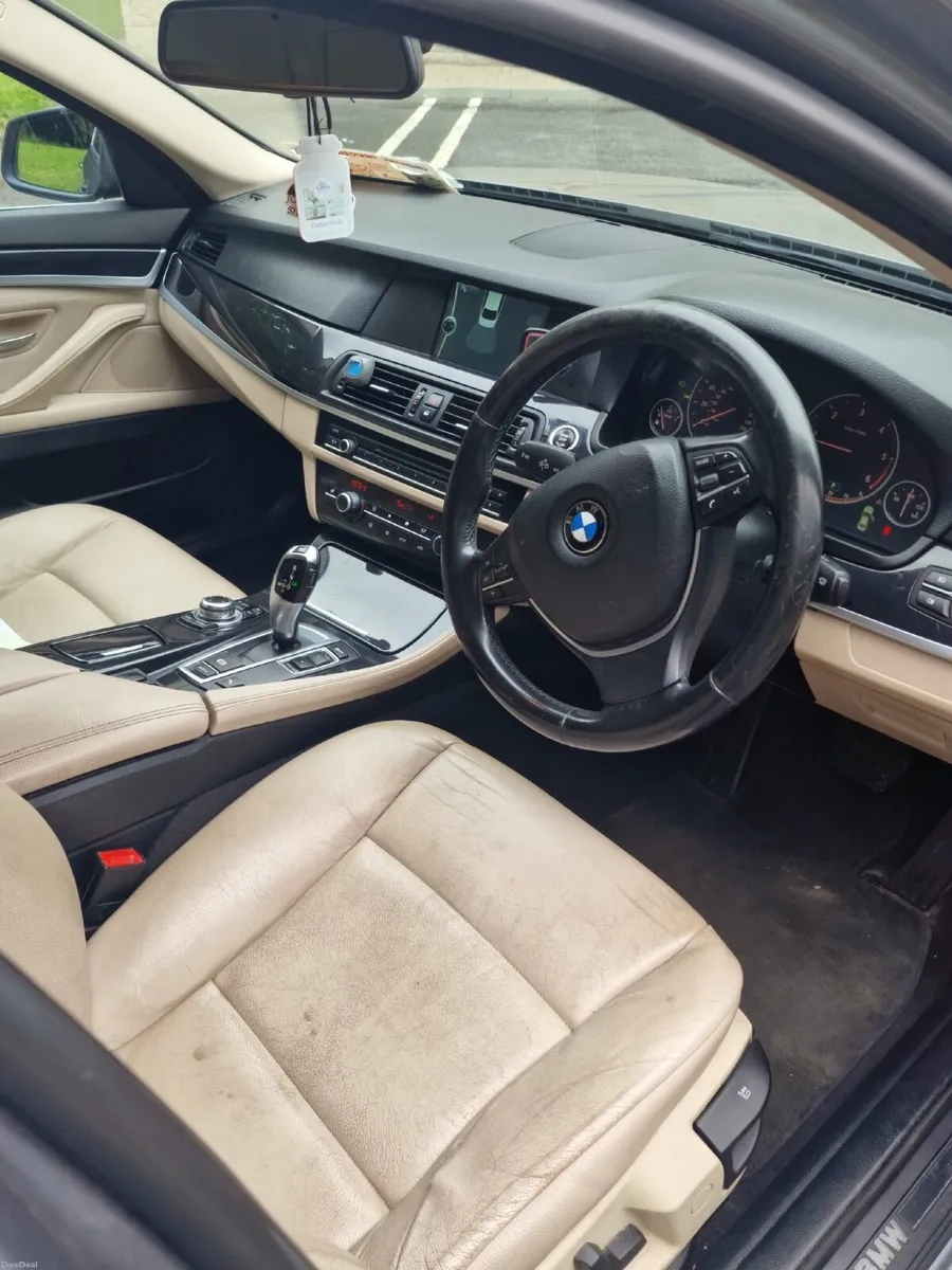 BMW 5-Series 2012 - Image 3