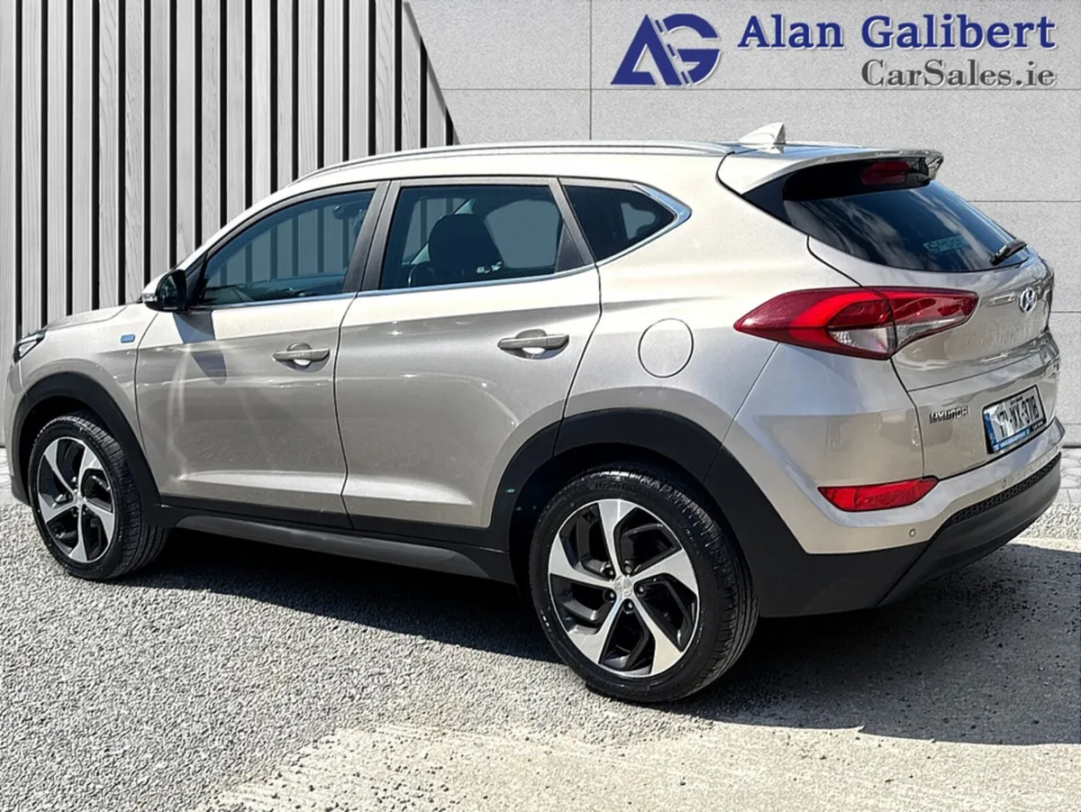 Hyundai Tucson 1.7 SPORT EDITION - Image 2