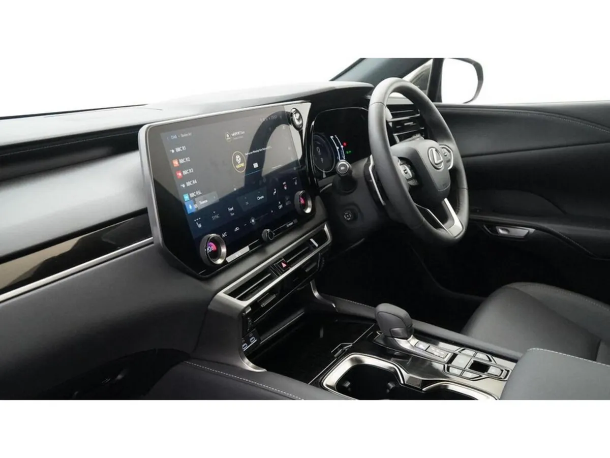 Lexus RX450H+ 450H+ PREMIUM PHEV PLUS ** SUNROOF * - Image 4