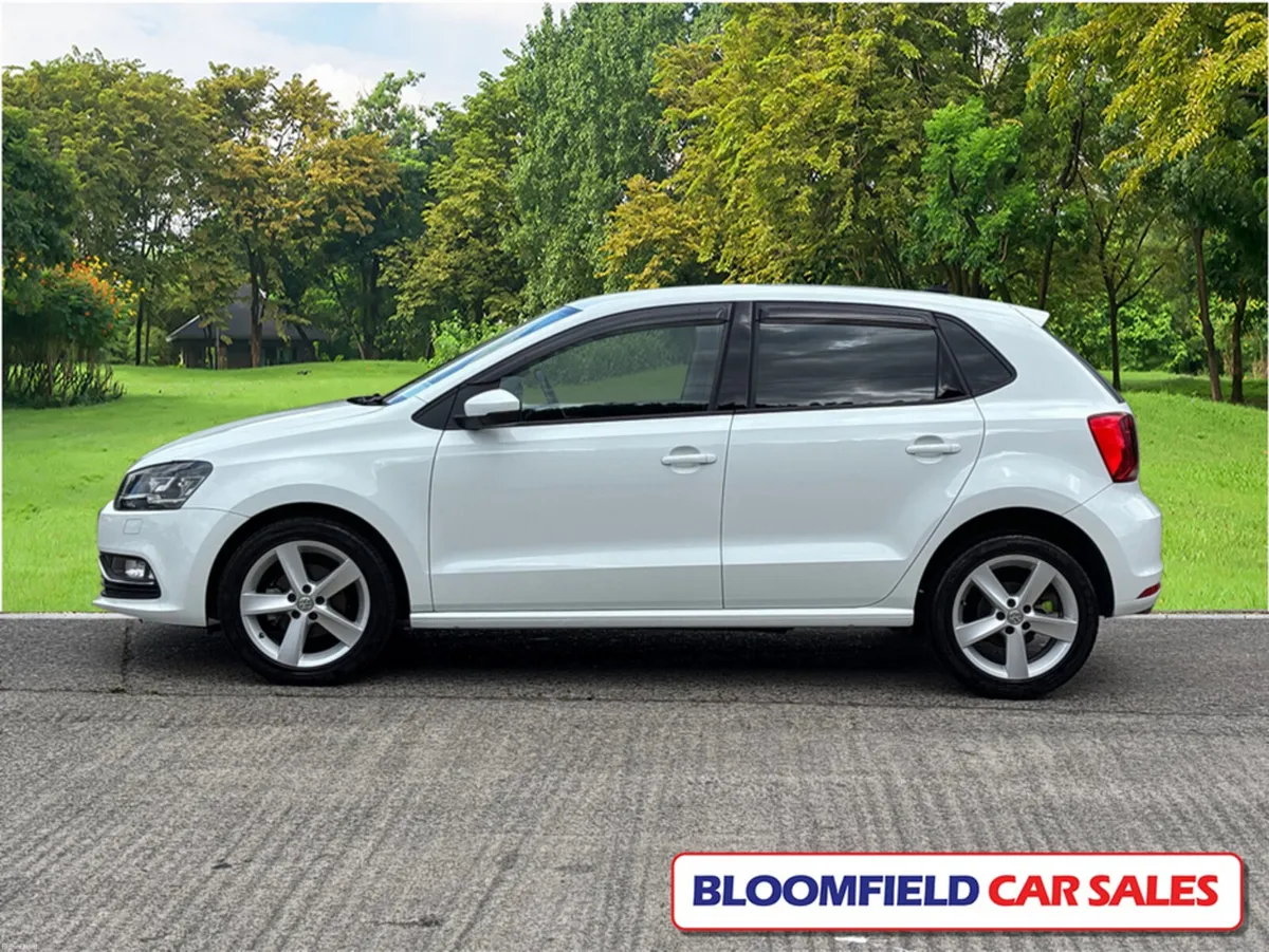 Volkswagen Polo 1.2 COMFORTLINE , GT SEATS // LOW - Image 4
