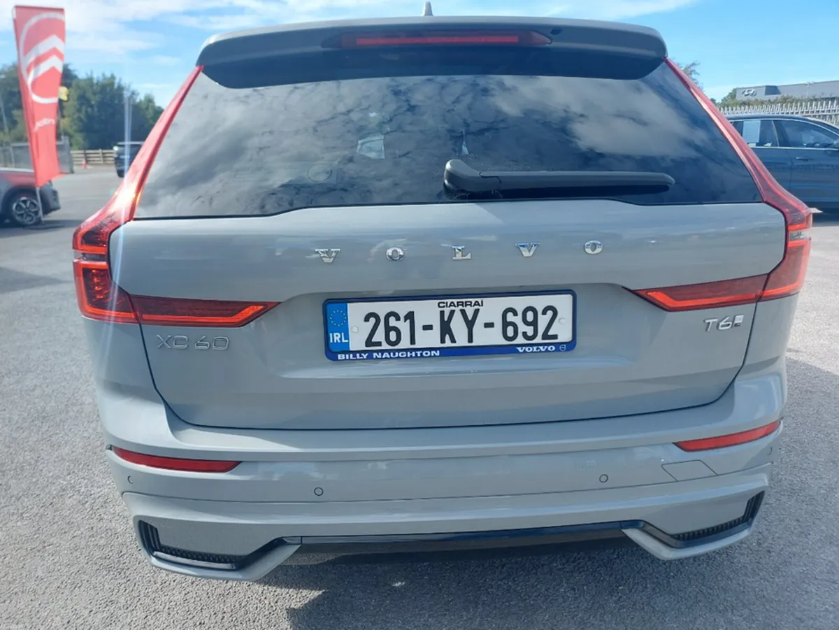Volvo XC60 MY26 T6 AWD PLUG-IN HYBRID - Image 5