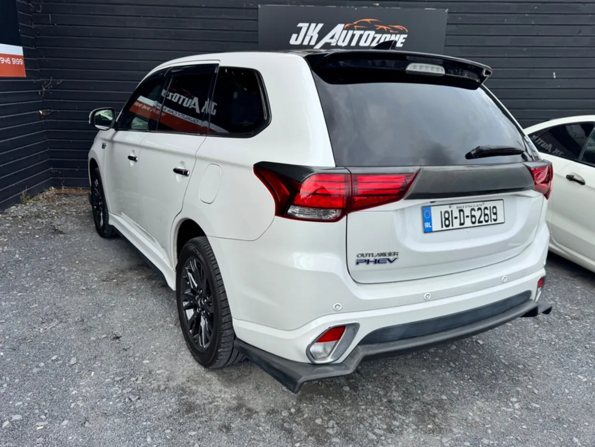 Mitsubishi Outlander 2.0 PHEV AUTO - Image 6