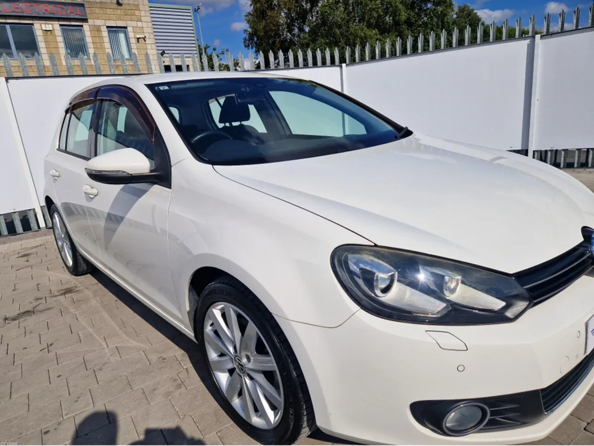 Volkswagen Golf 1.2 PETROL AUTO - Image 2