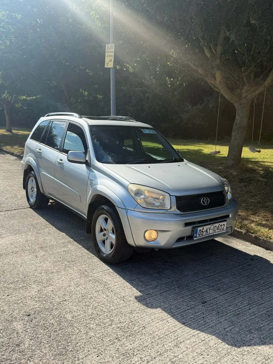Toyota RAV4 AUTOMATIC NCT 5/27 TAX 10/26 - Image 4