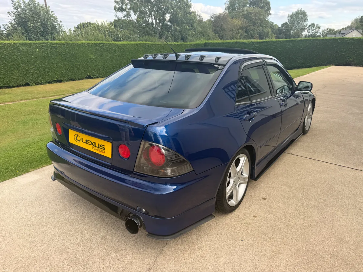 1999 LEXUS IS200 SPORT | EXTRAS - Image 2
