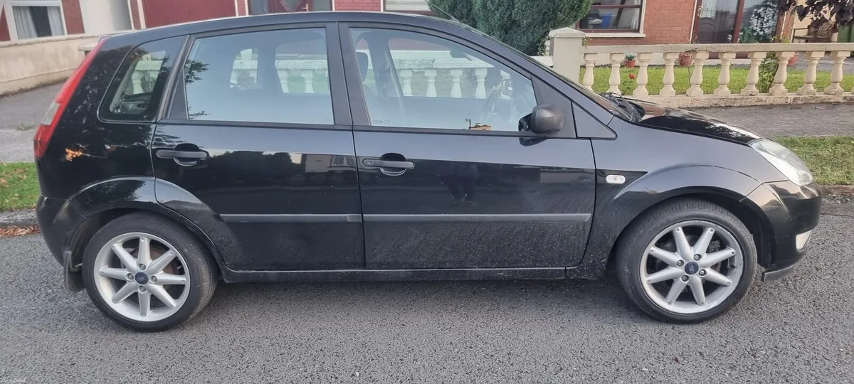 Ford Fiesta - Image 1