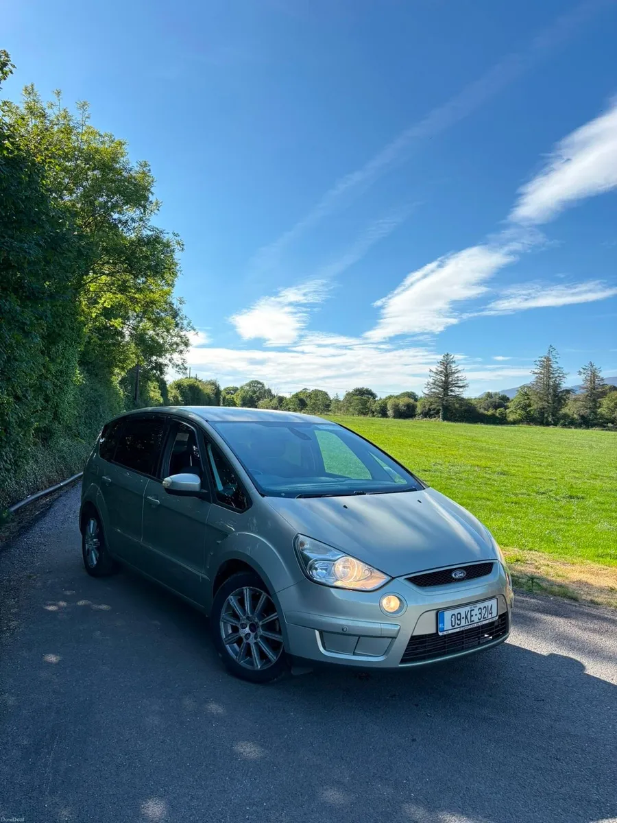 2009 S-MAX SPORT. 1.8d NCTD & Tax 3/27 ! 230kms!! - Image 1