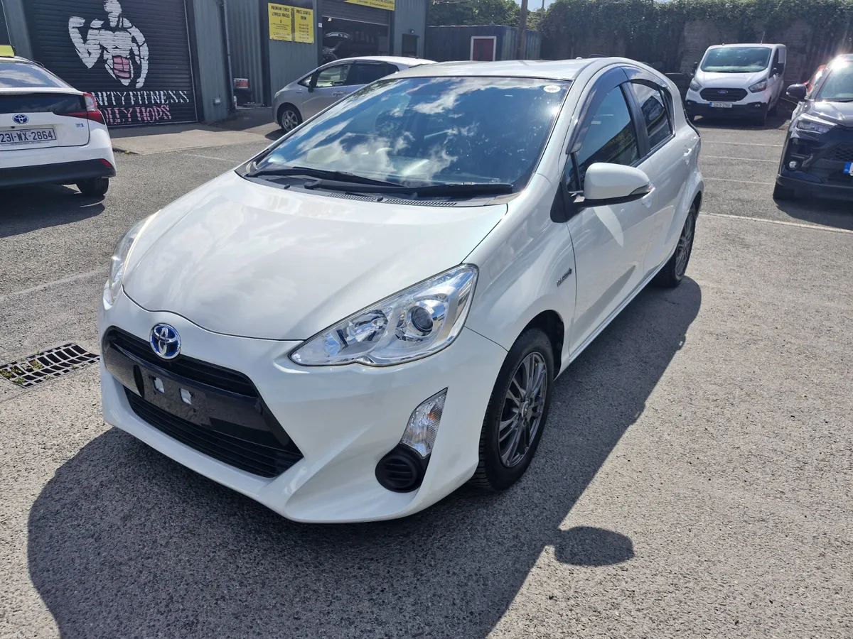 2015 Toyota Aqua 1.5L Hybrid Low Miles Fresh NCT - Image 2