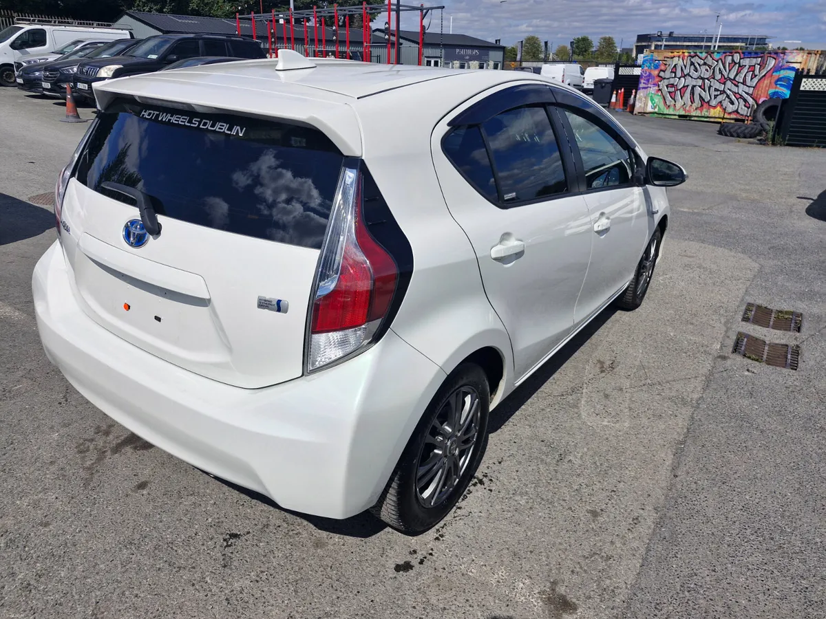 2015 Toyota Aqua 1.5L Hybrid Low Miles Fresh NCT - Image 4