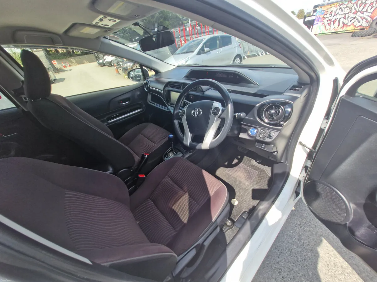 2015 Toyota Aqua 1.5L Hybrid Low Miles Fresh NCT - Image 6