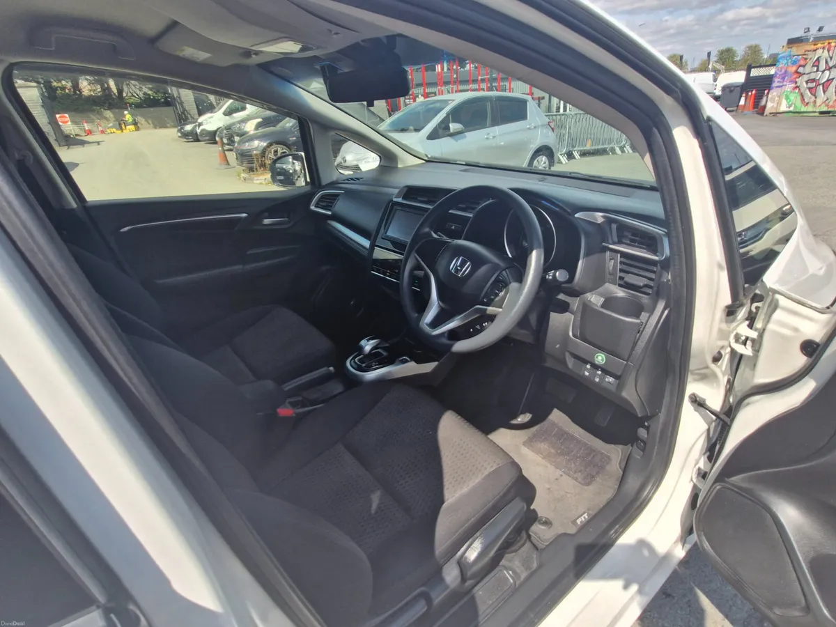 2019 Honda Fit 1.5L Hybrid Automatic Low Miles - Image 6