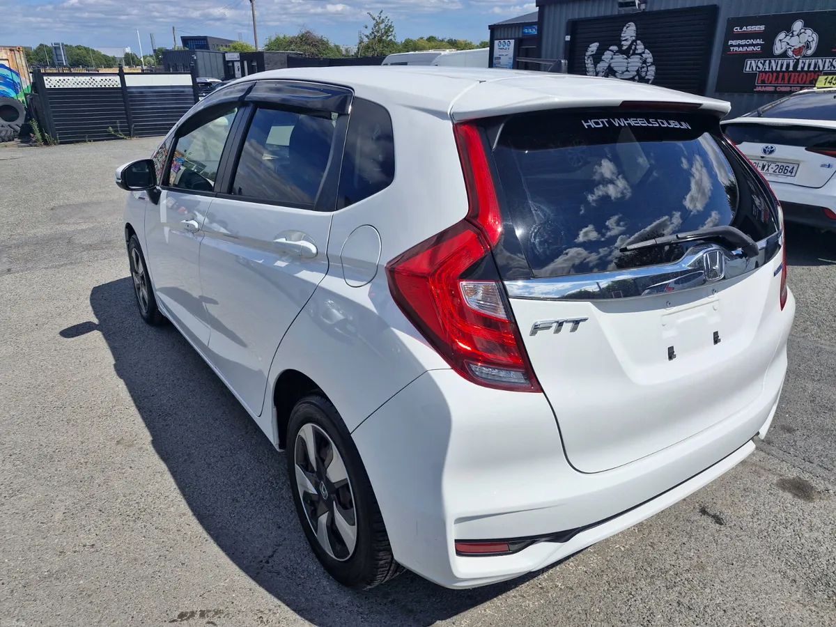 2019 Honda Fit 1.5L Hybrid Automatic Low Miles - Image 3