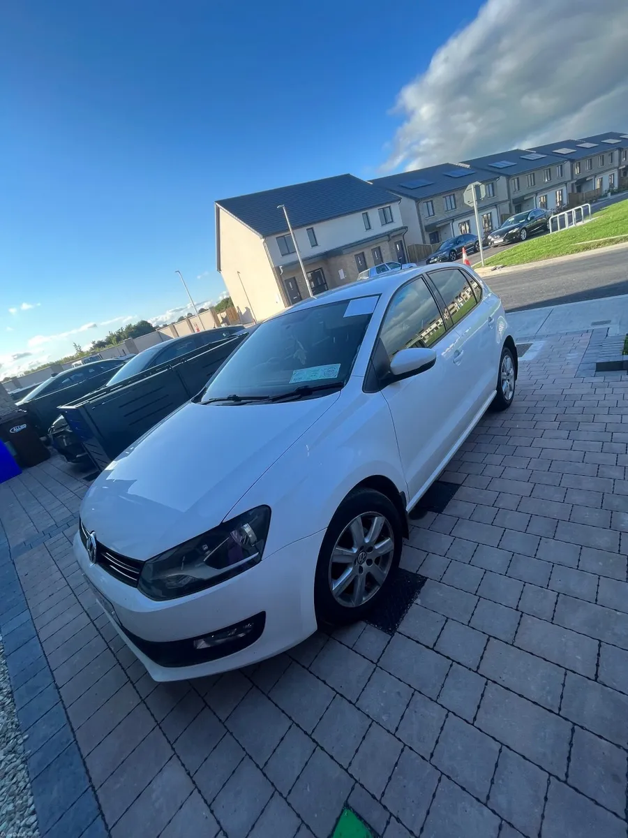 Volkswagen Polo 2012 - Image 2