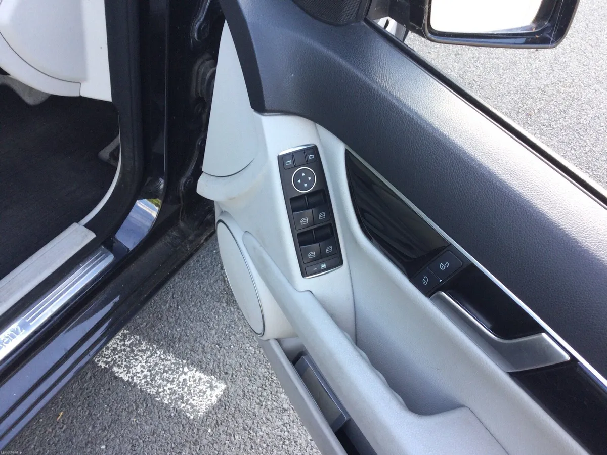 2012 Mercedes Benz diesel - Image 3