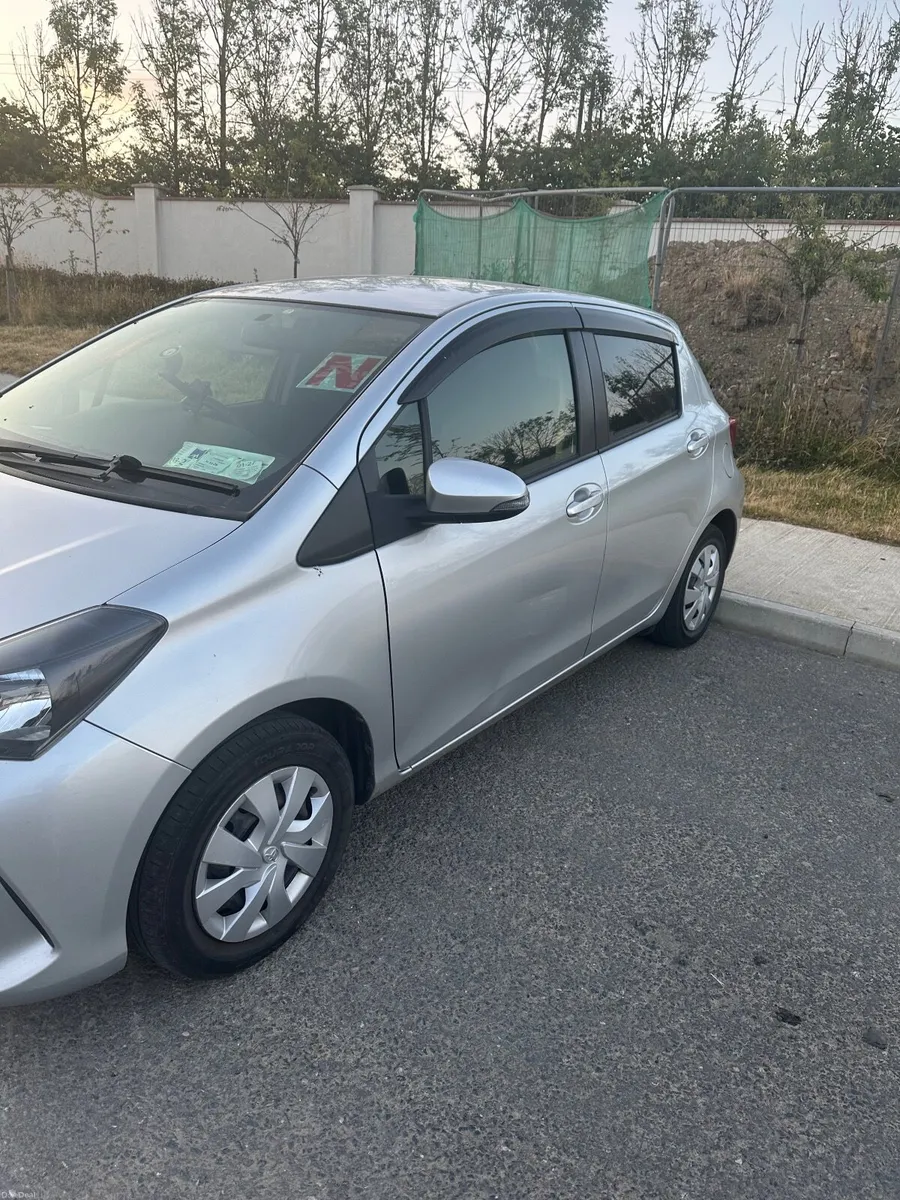 Toyota Vitz 2015 - Image 4