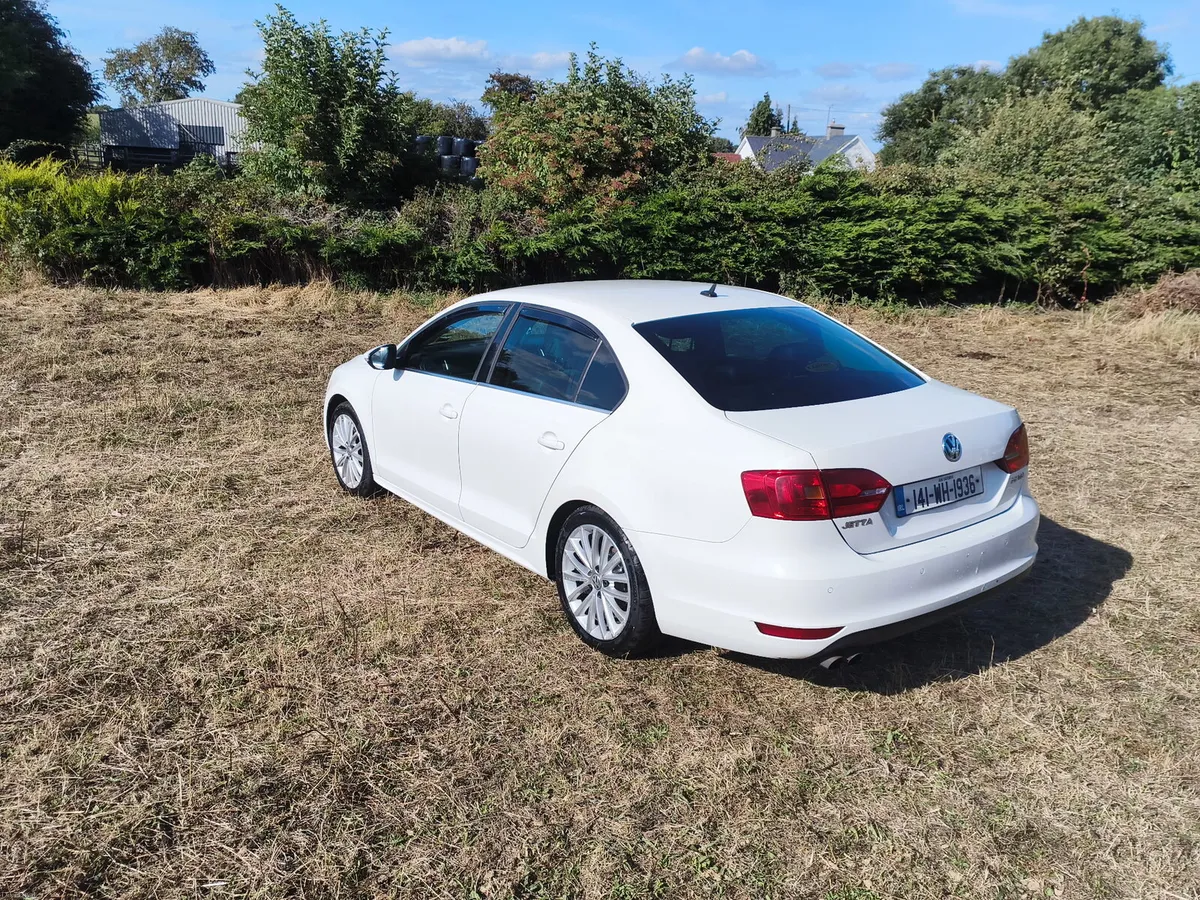 Volkswagen Jetta 2.TDI - Image 5