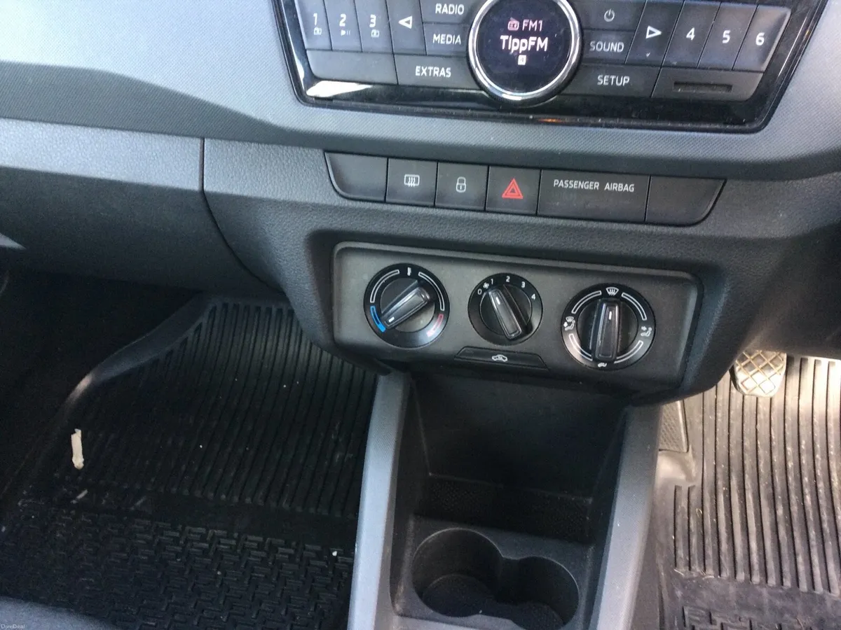 2016 Scoda Fabia 1.0 litre - Image 4