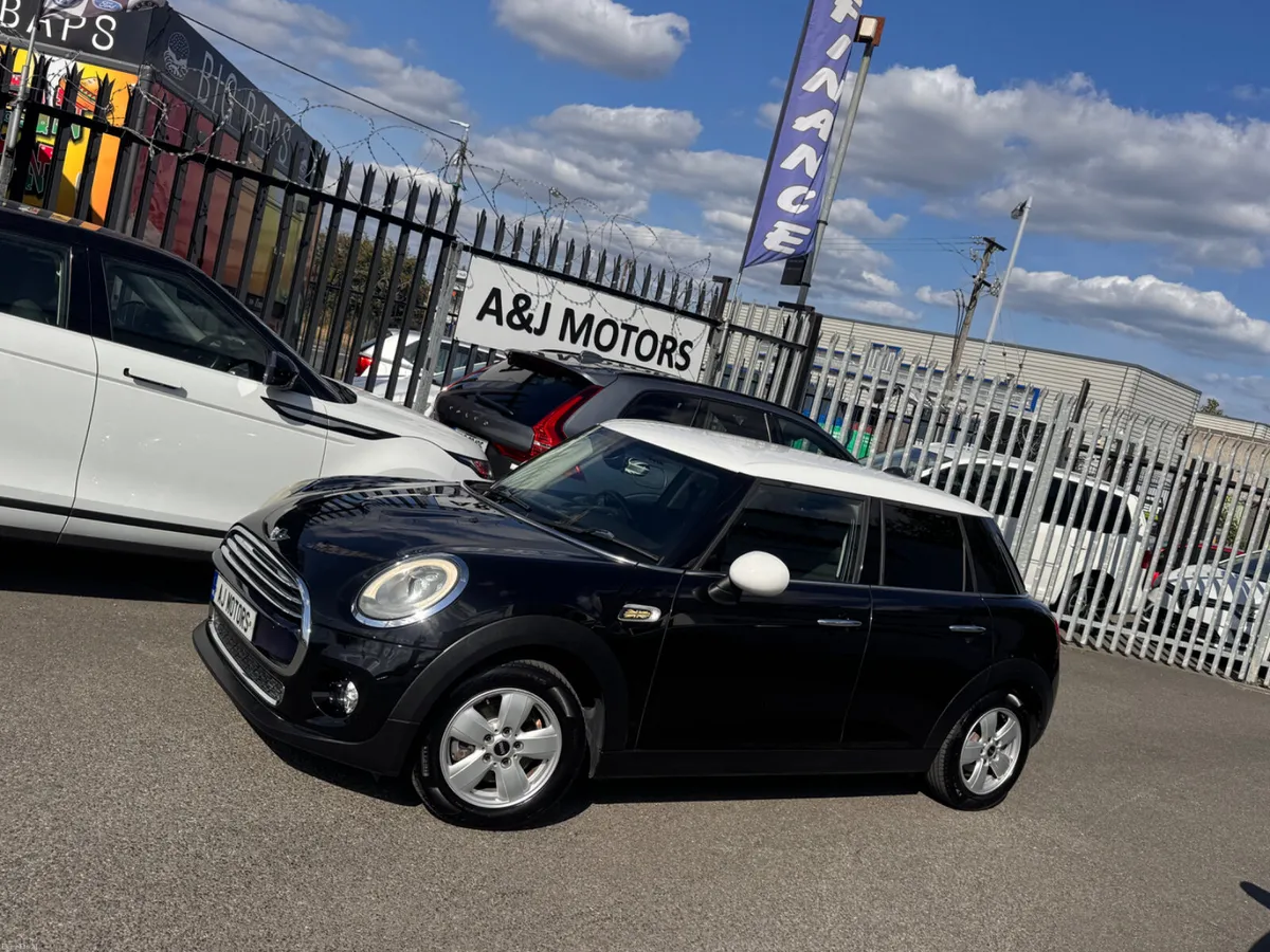 2017 MINI COOPER DIESEL AUTOMATIC - Image 2
