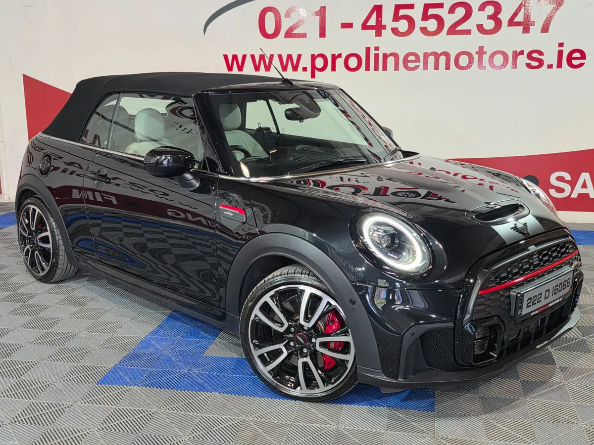 MIN COOPER JCW 2.0 TURBO AUTO CONVERTIBLE - Image 3