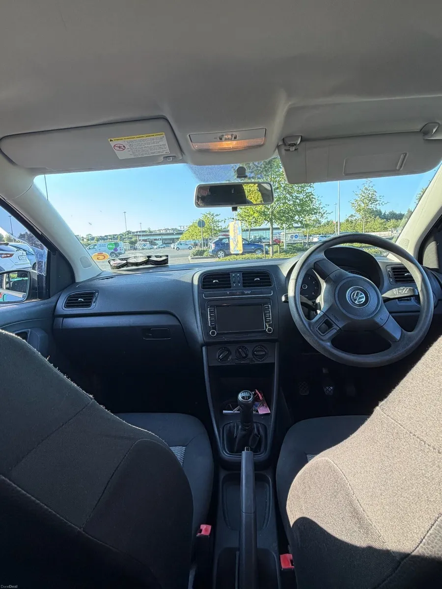 Volkswagen polo 2010 - Image 6