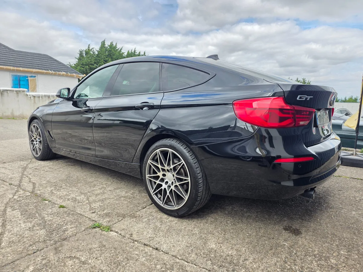 2017 BMW 318D GT * SPORT MODEL * ONLY 68K MILES * - Image 6