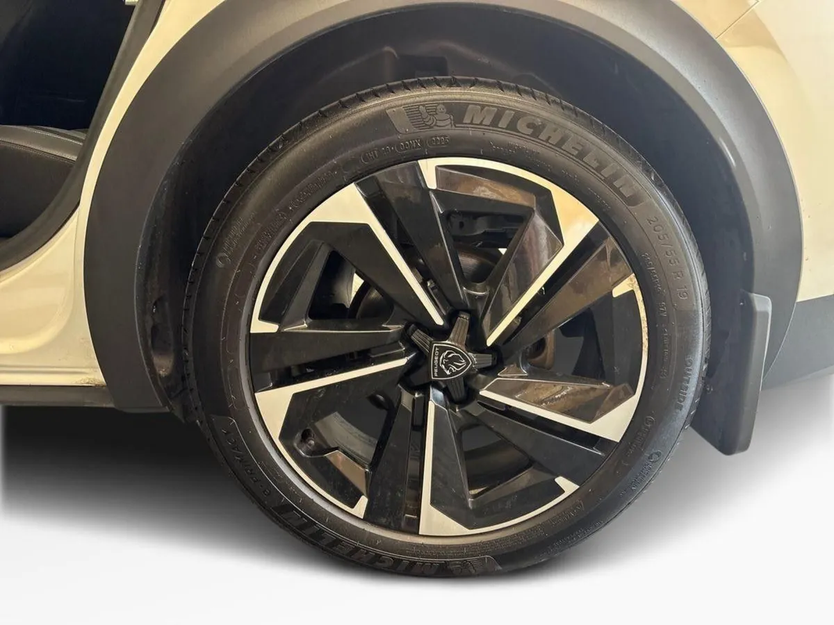 Peugeot 408 1.2 ALLURE AUTO *JUST ARRIVED* €85 PER - Image 5