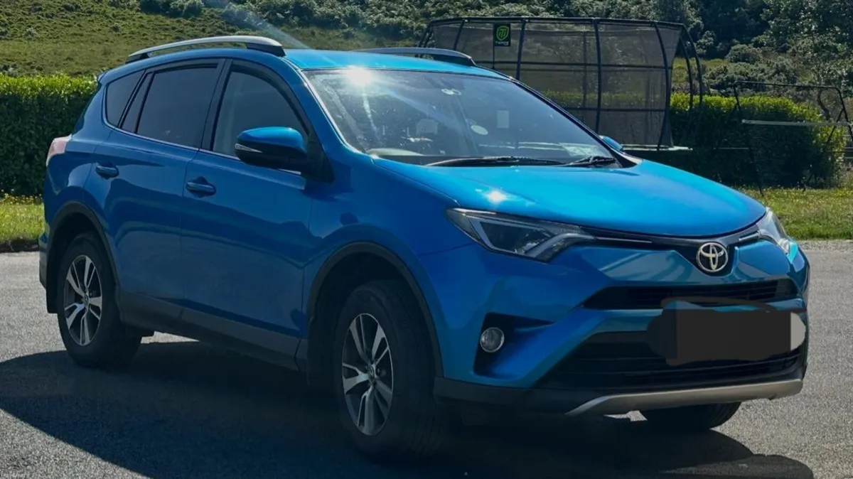 Toyota RAV4 2016 - Image 2