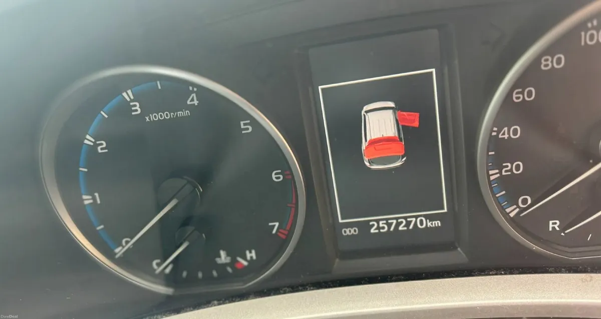 Toyota RAV4 2016 - Image 5