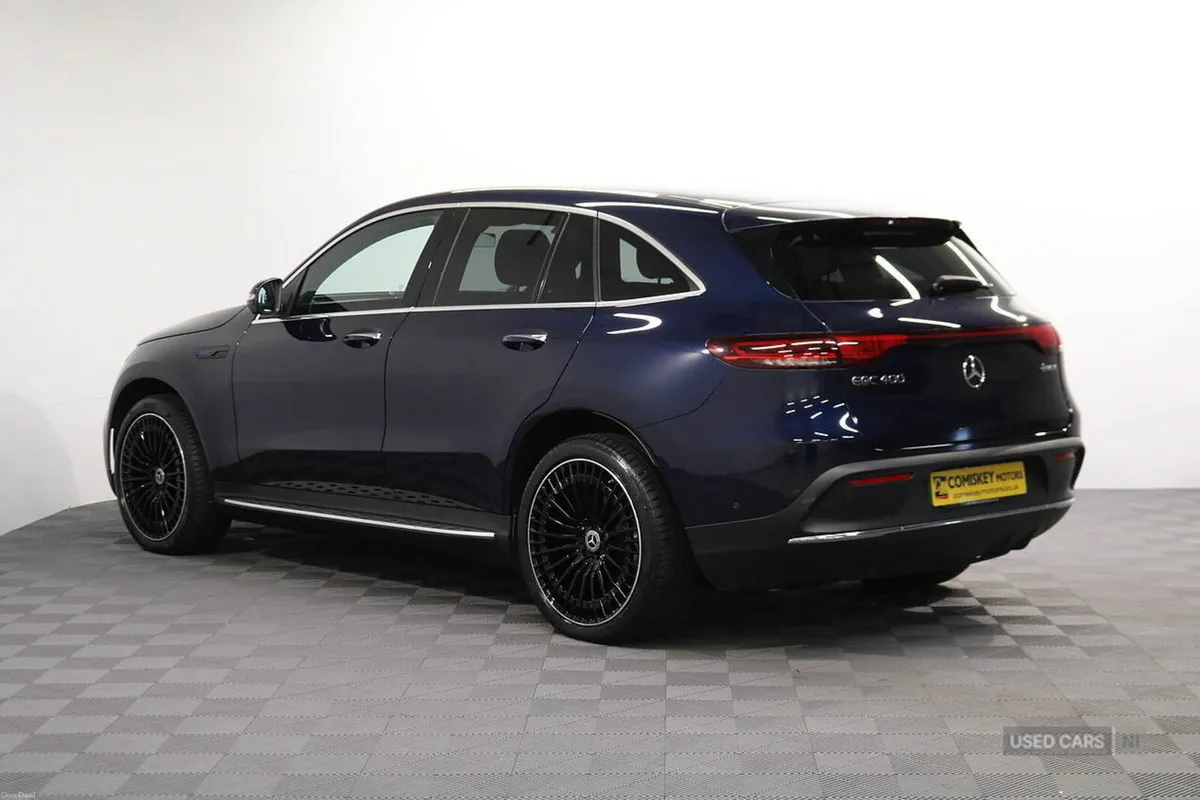 Mercedes-Benz EQC 400 AMG Line - Image 4
