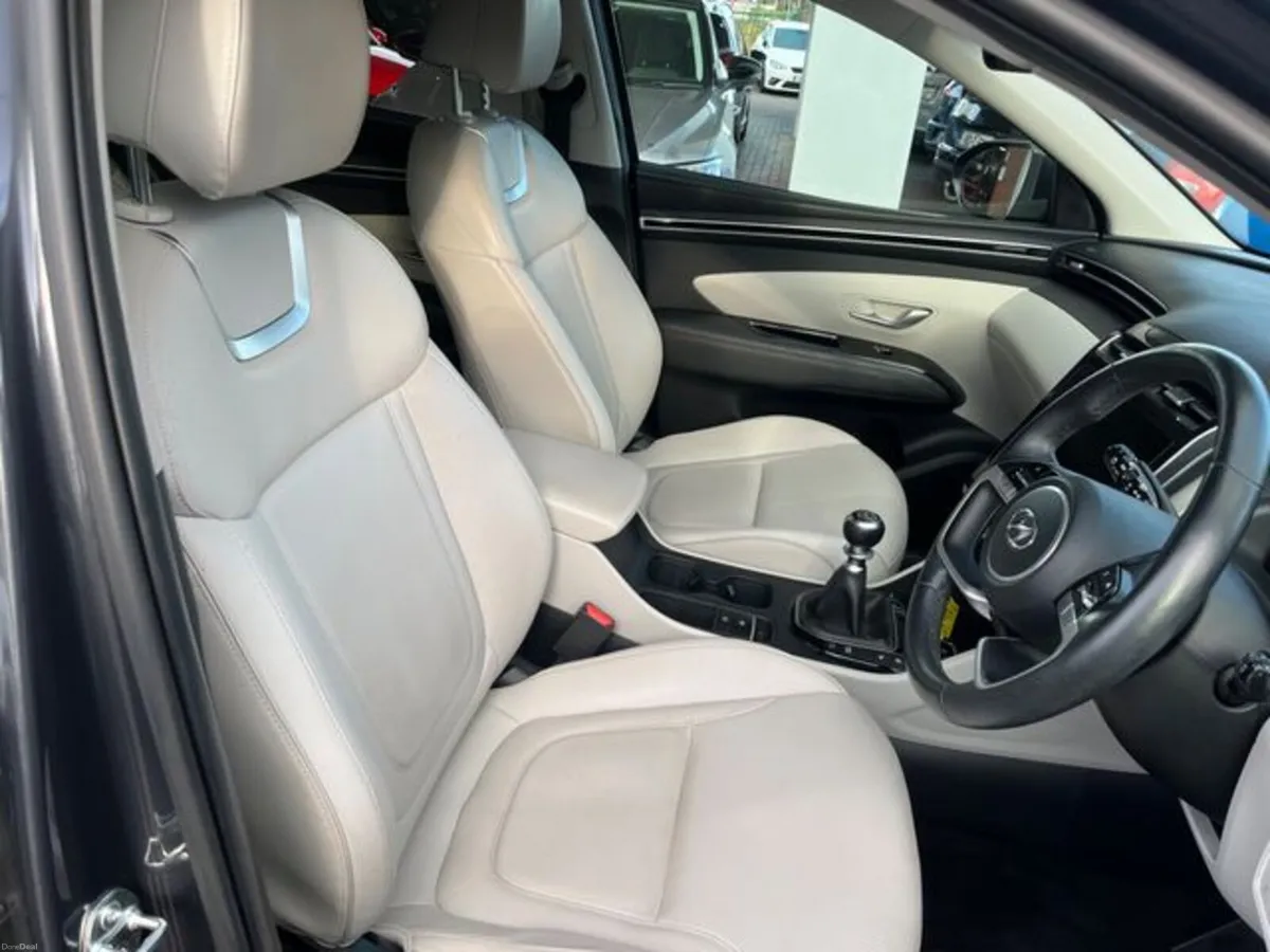 Hyundai Tucson Executive Plus 5DR - Image 6