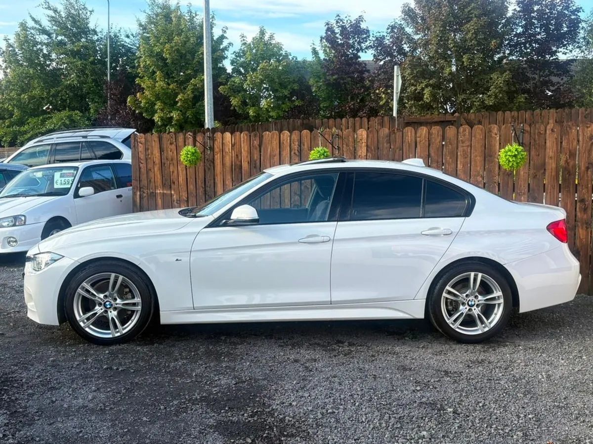 BMW 3-Series 320D MSPORT - SUNROOF - 60KMS! - Image 4