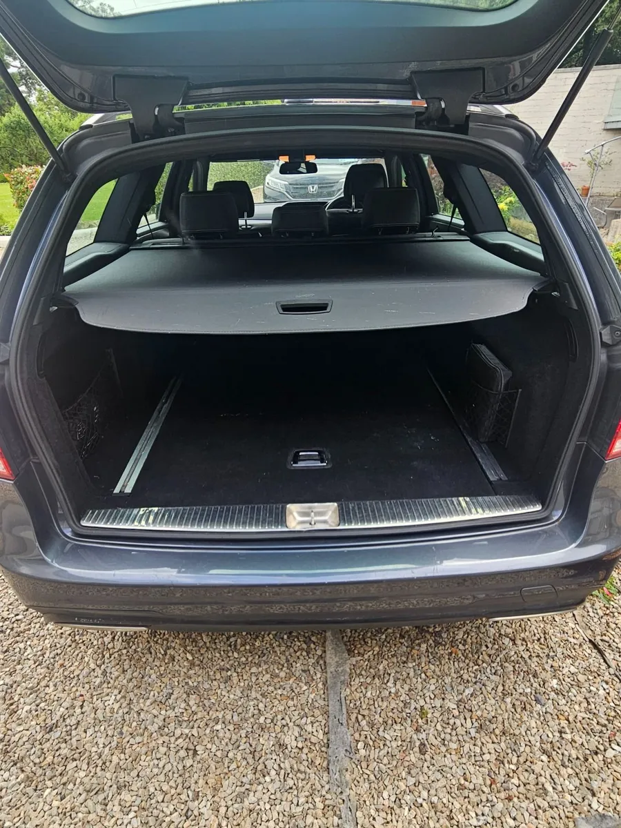 Mercedes-Benz E-Class 2016 Estate - Image 5