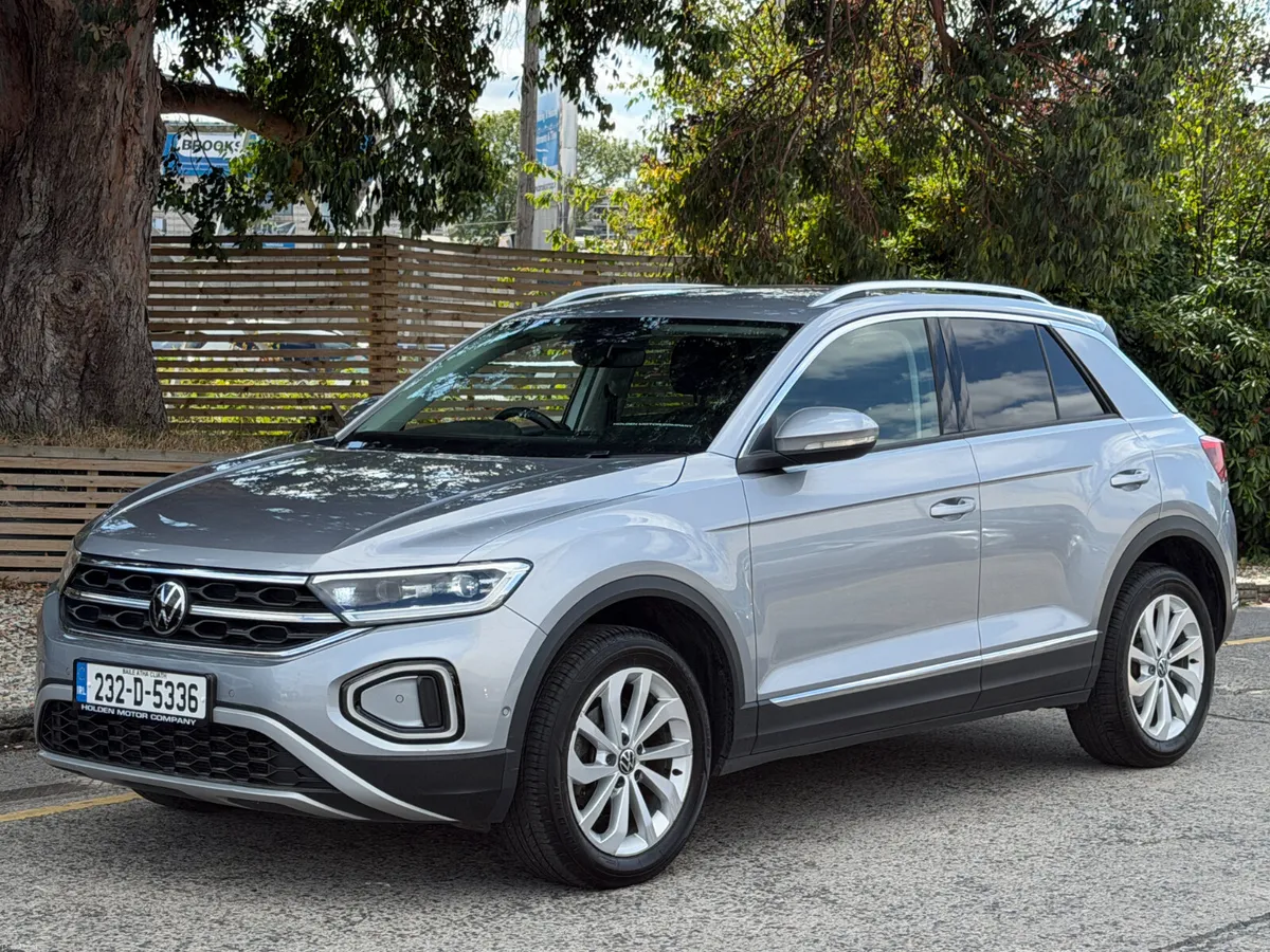 2023 Volkswagen T-Roc STYLE - Image 2