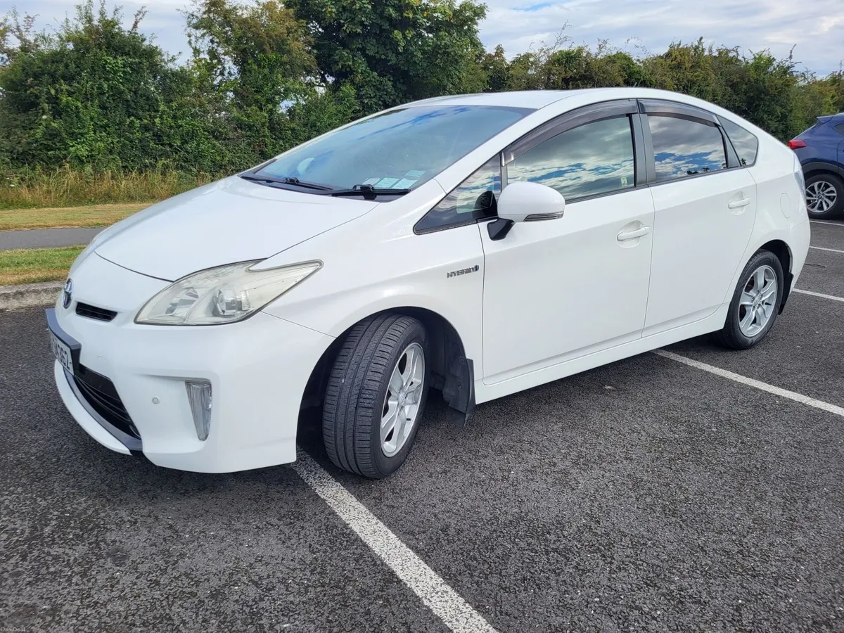 Toyota Prius 2013 - Image 1