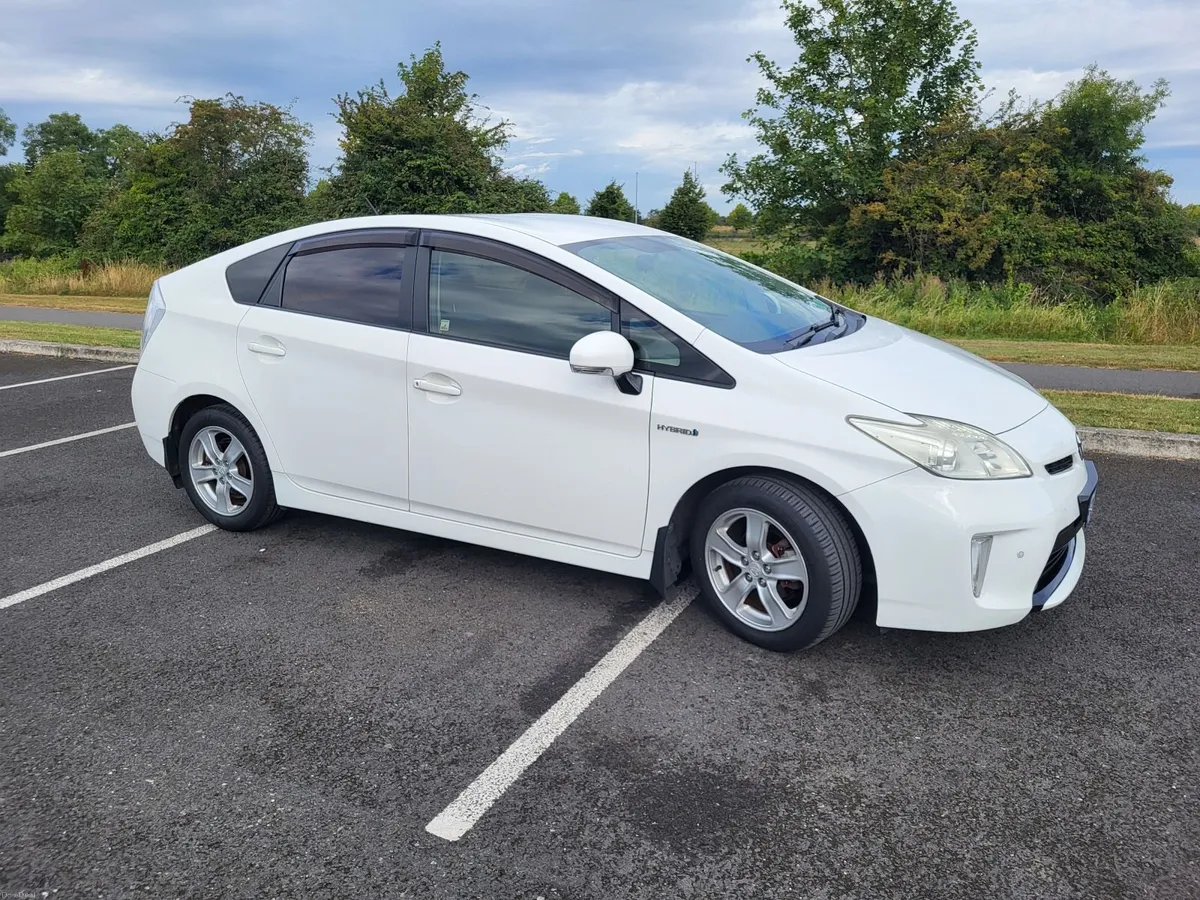 Toyota Prius 2013 - Image 4