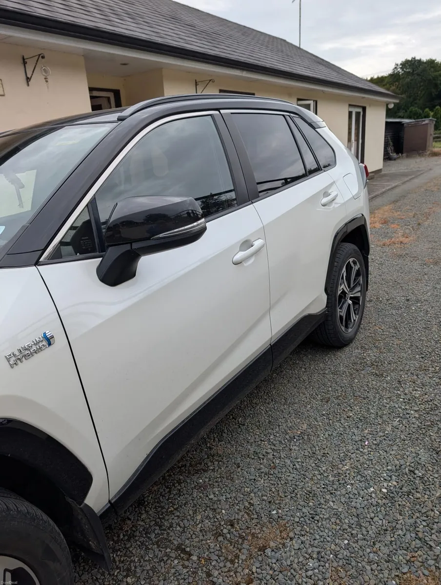 Toyota RAV4 2022 - Image 3
