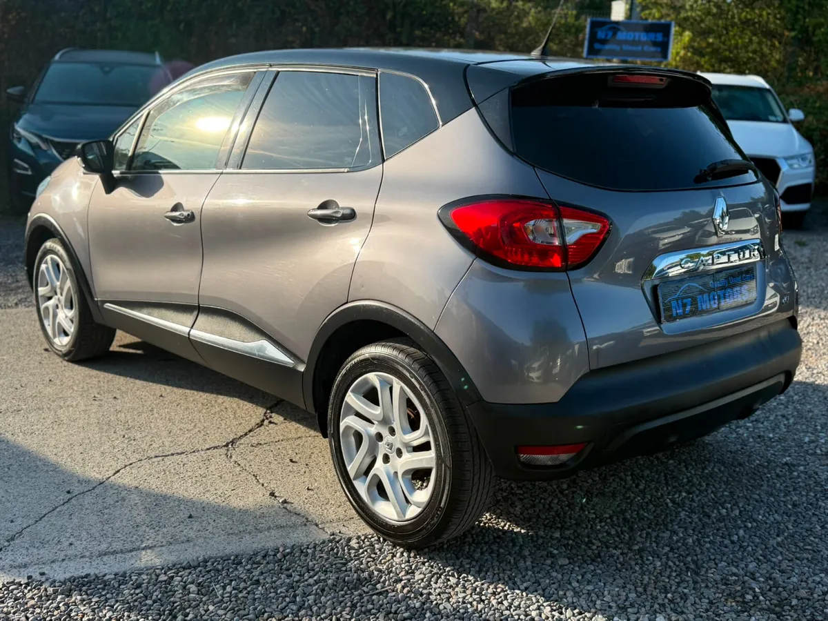 2016 Renault Captur 1.5 INTENSE - Image 5
