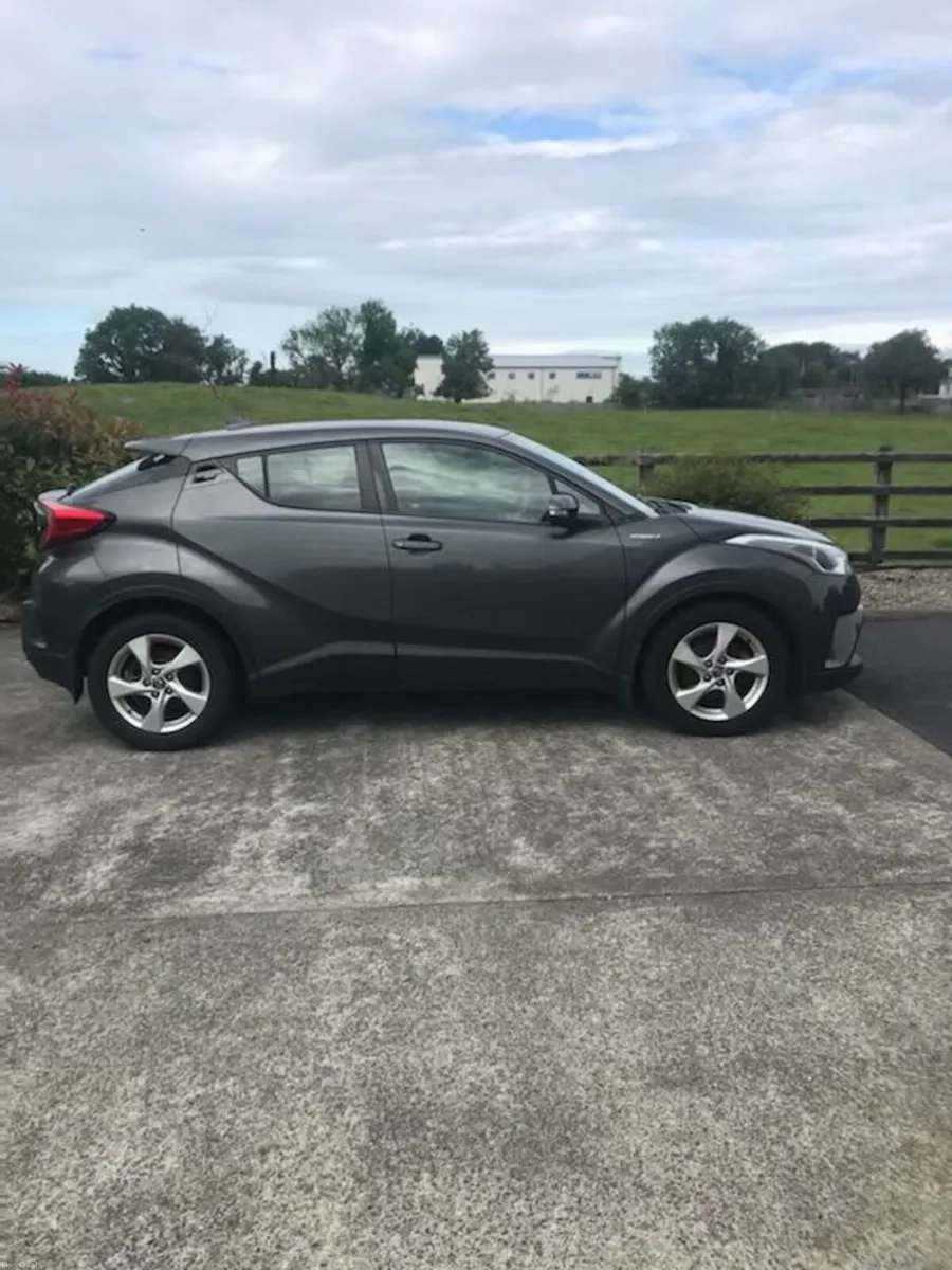 Toyota C-HR 2017 for Sale - Image 1