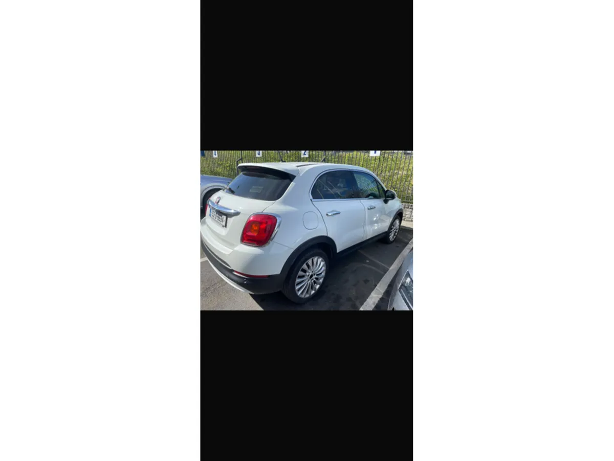 Fiat 500X LOUNGE 1.6 MJET 120HP 4X2 4DR - Image 2