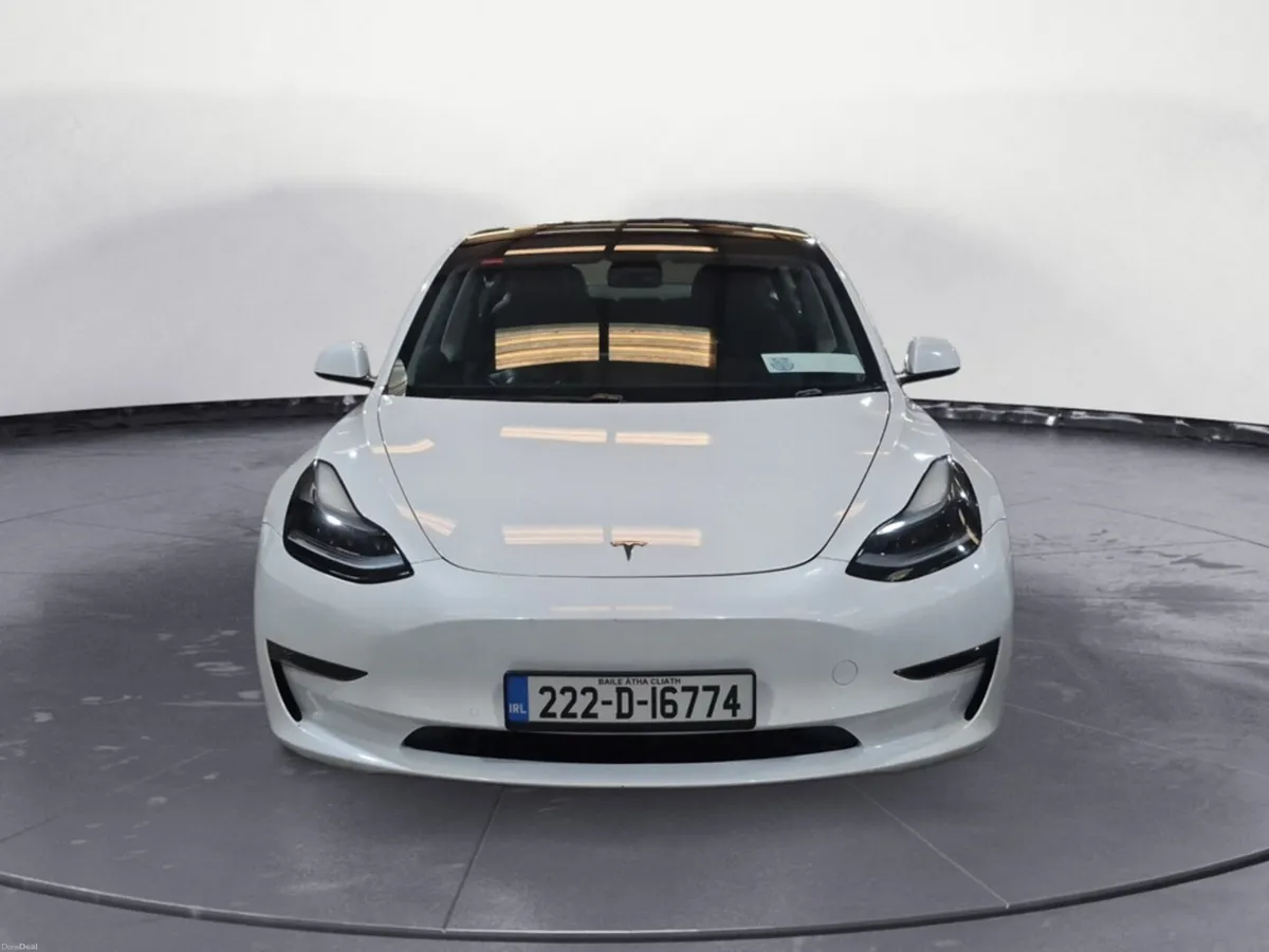 Tesla Model 3 Long Range AWD - Image 2