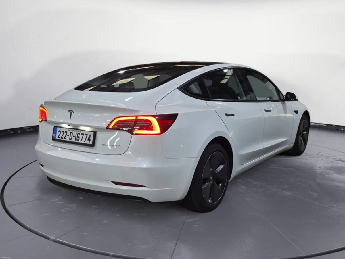 Tesla Model 3 Long Range AWD - Image 6