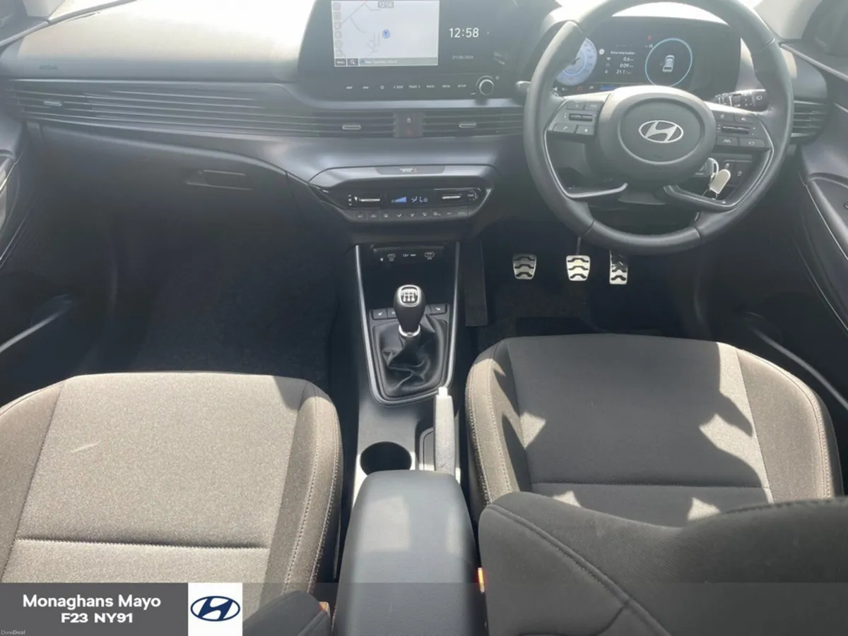 Hyundai Bayon EXECUTIVE 1.2 PETROL 5DR - Image 2