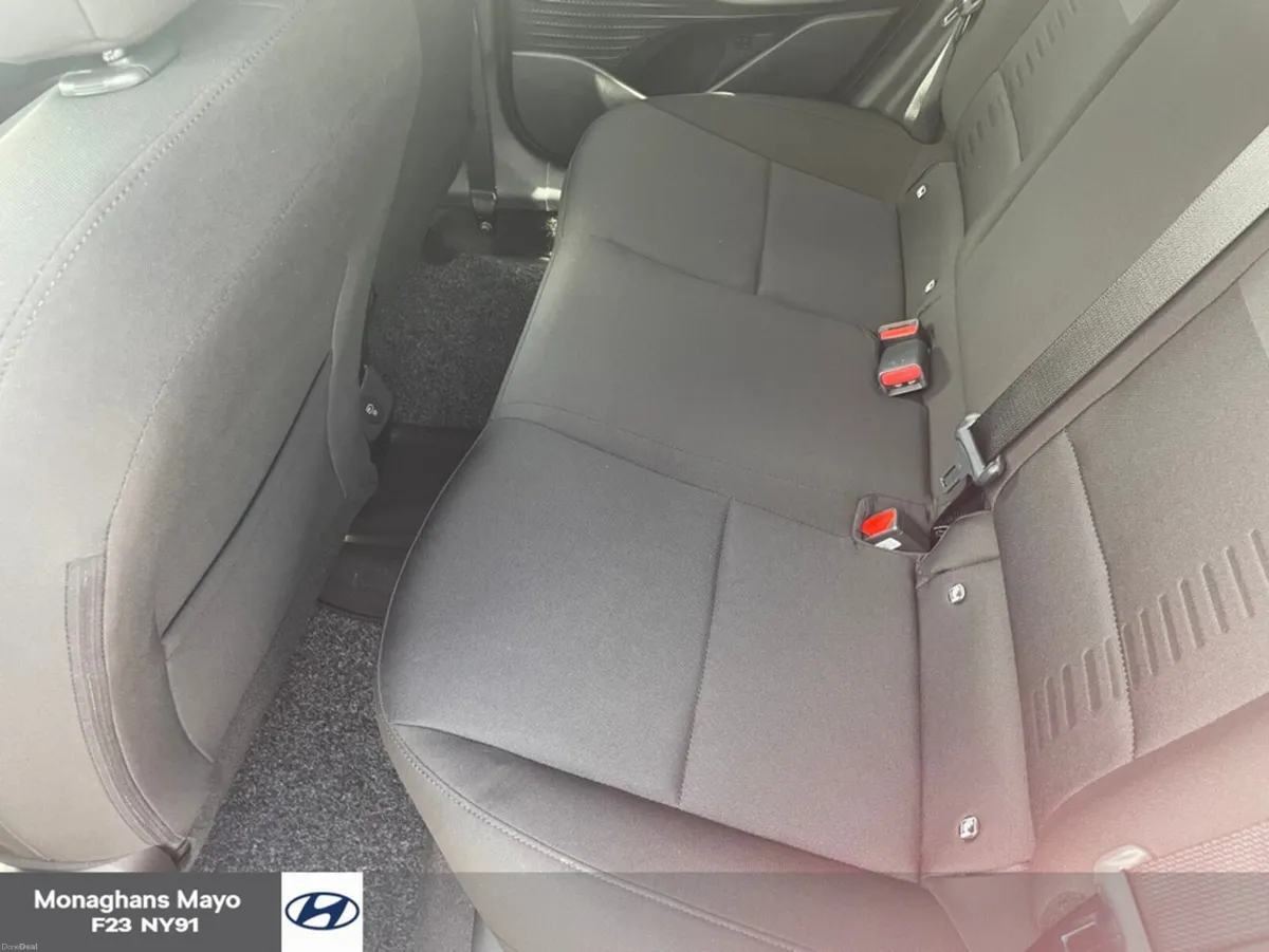 Hyundai Bayon EXECUTIVE 1.2 PETROL 5DR - Image 6